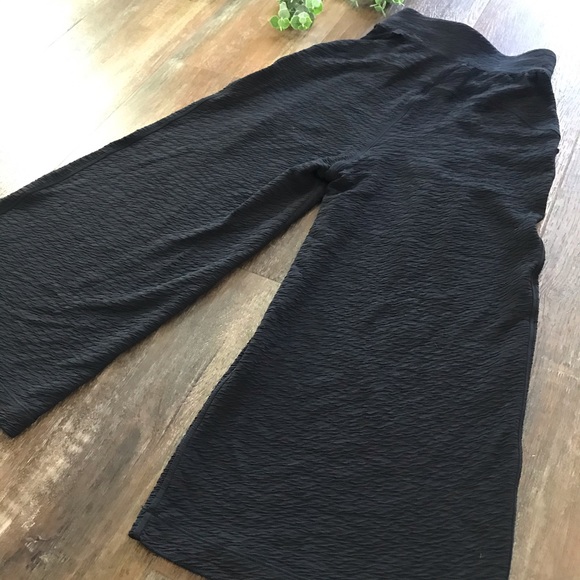 lululemon ‘Can You Feel The Pleat’ Pants (size 0) - Picture 5 of 8